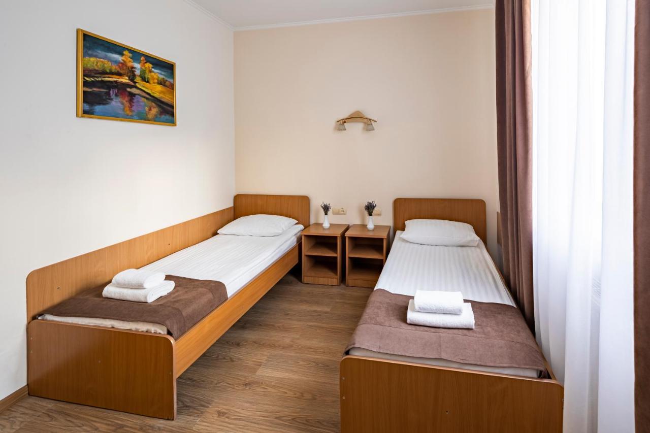 Hotel Galaktika Vynnyky Exterior foto
