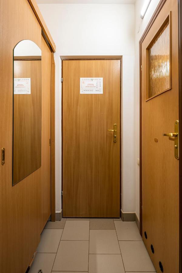 Hotel Galaktika Vynnyky Exterior foto